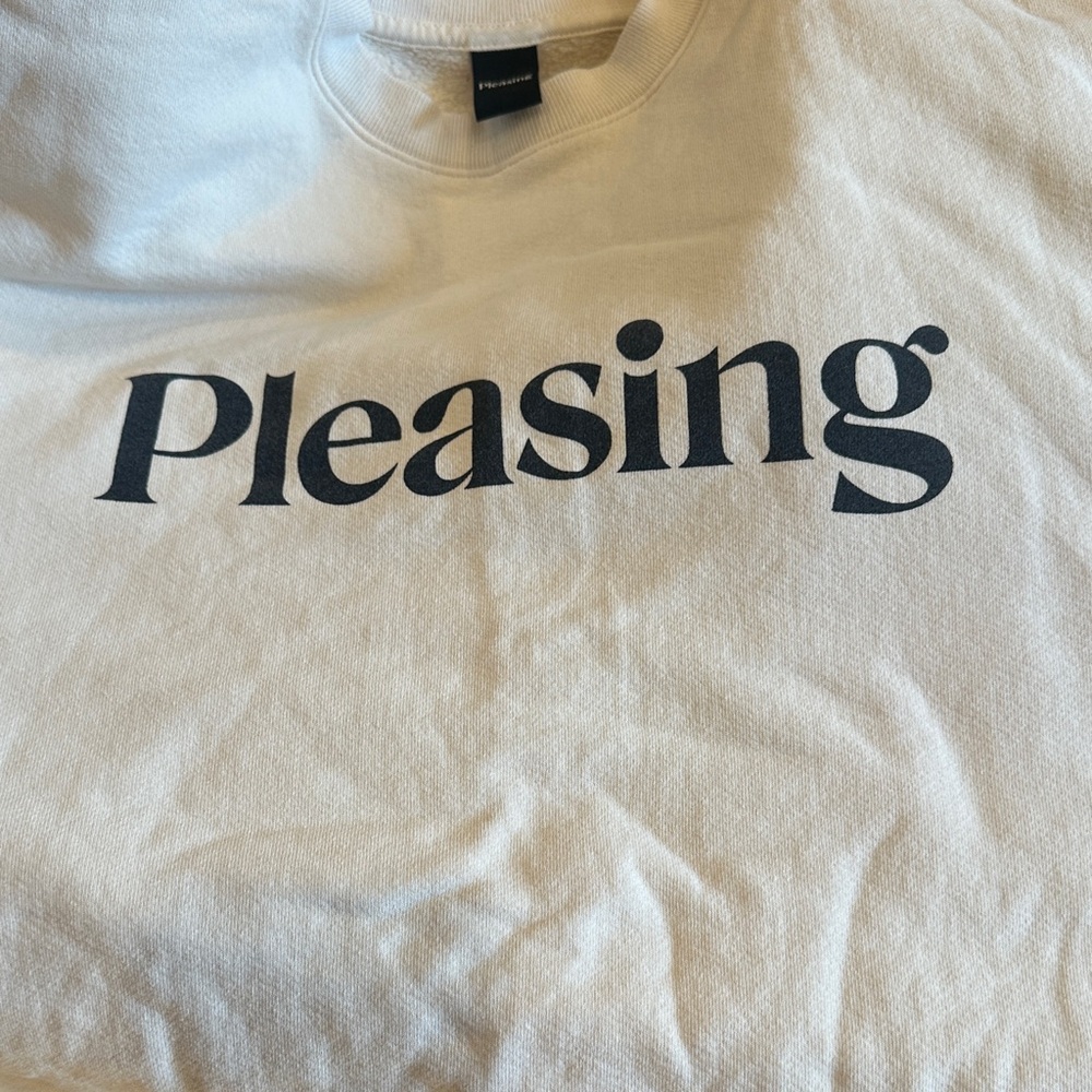 PLEASING CREWNECK - Picture 2 of 3